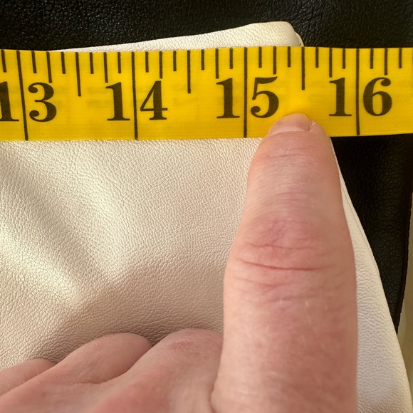 COLORI White Faux Leather skirt US M - Picture 7 of 10